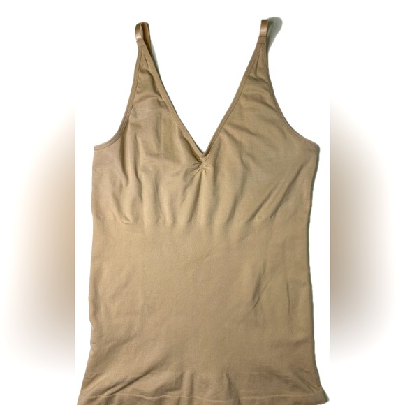 Women’s shaper tank top size XL Marilyn Monroe shape wear - Picture 1 of 5